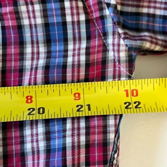 Peter Millar Button Down Sz. M - Picture 7 of 8